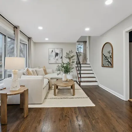 Elevated Stay 3Br In Addison